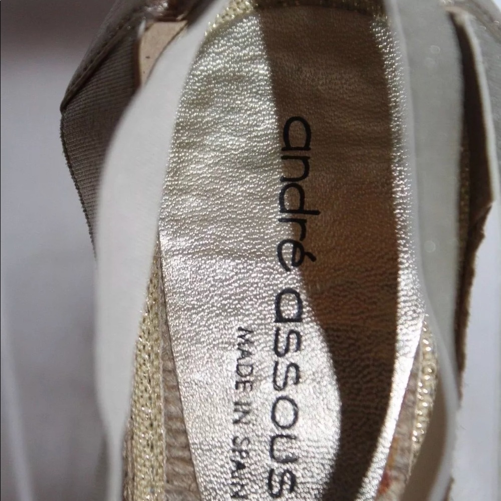 Andre Assous Metallic gold elastic wedge sandal - Picture 6 of 8